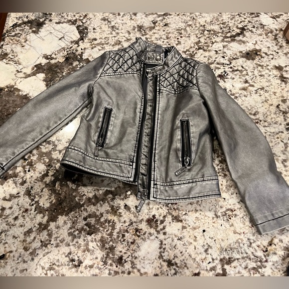 Stunning 3pommes faux-leather moto quilted metallic jacket, size 2/3 98cm - Picture 1 of 9